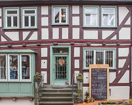 Hotel Traeumerei Laubach (Giessen)
